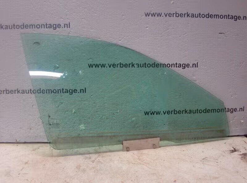 PORTIERRUIT RECHTS VOOR Volvo V40 (VW) (01-1995/06-2004), Gebruikt, Info@volvocars.com, Ophalen of Verzenden, Volvo