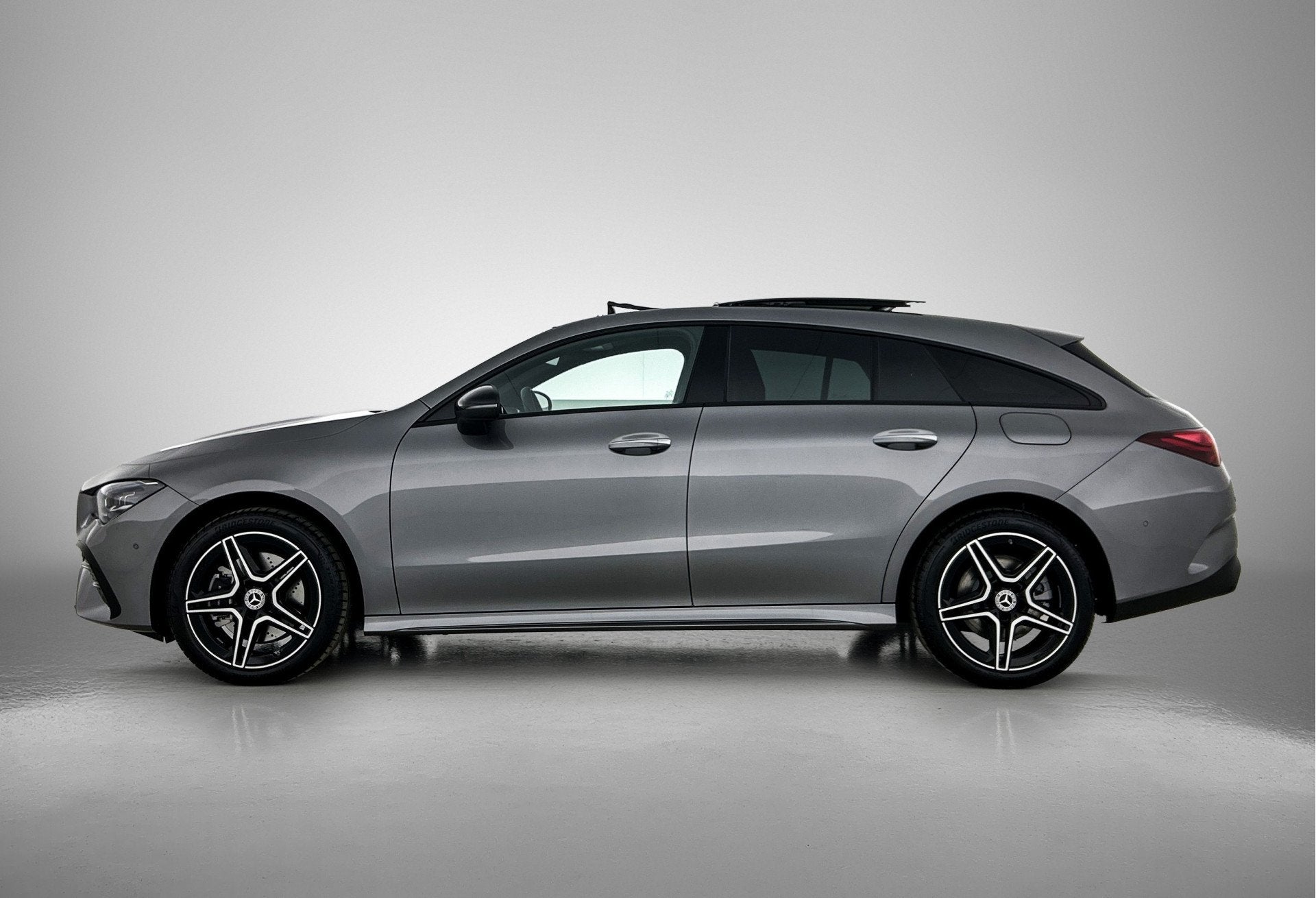 Mercedes-Benz CLA-Klasse Shooting Brake 250 e Business Solut, CLA, 15 kWh, 42 km/l, Hybride Elektrisch/Benzine