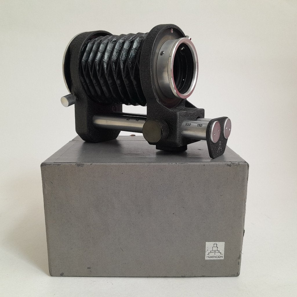 Vintage Pentacon macro balg / M42 mount macro bellows, Ophalen of Verzenden, 1960 tot 1980, Overige typen