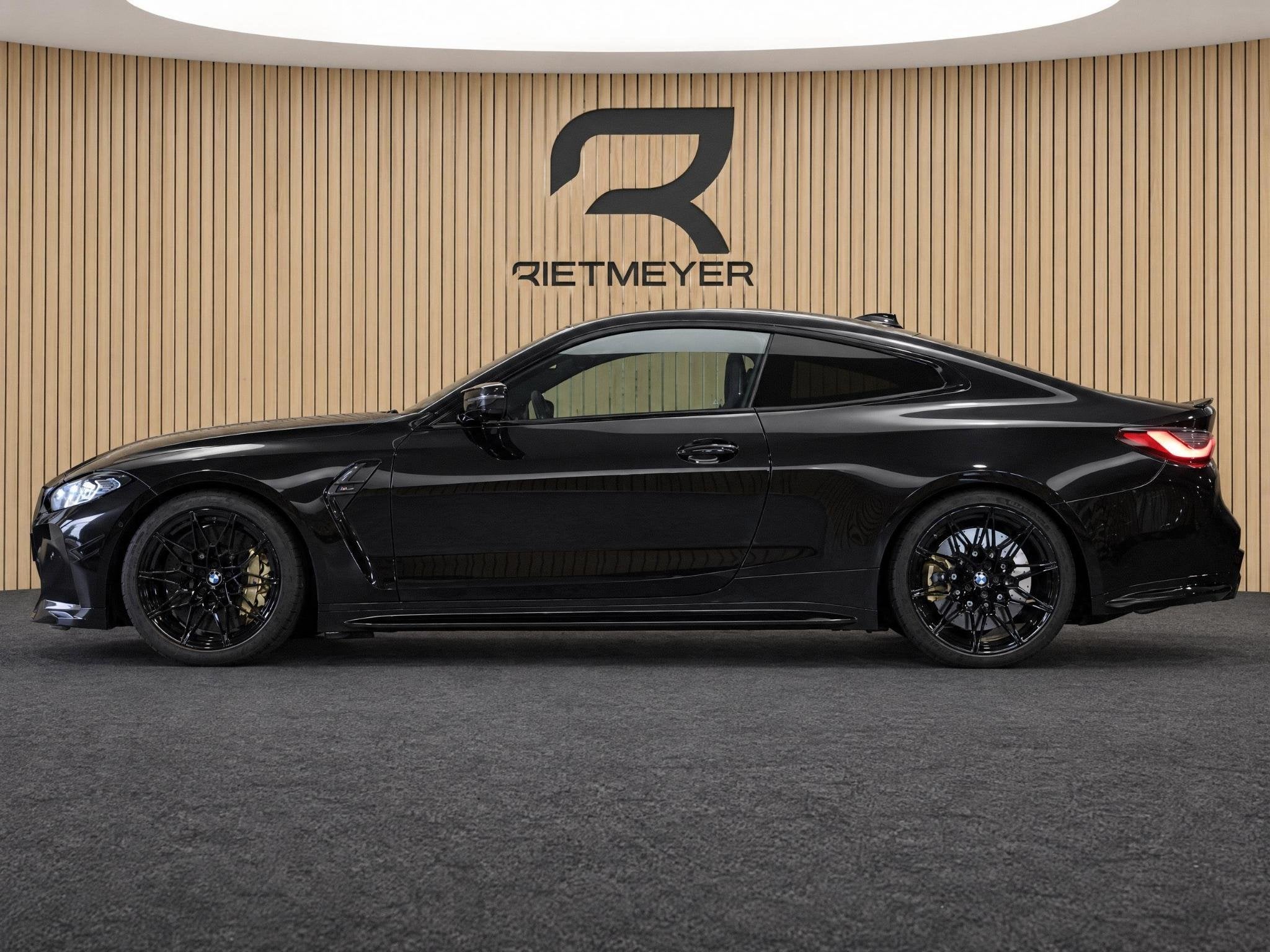 BMW 4-serie Coupé M4 Competition |Track Pack |Carbon Kuipst, 12 maanden, Gebruikt, 4 stoelen, Zwart
