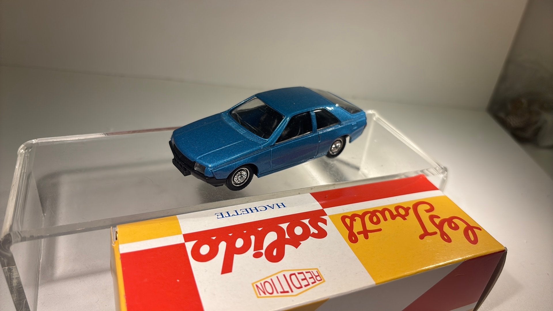 Renault fuego solido 1.43