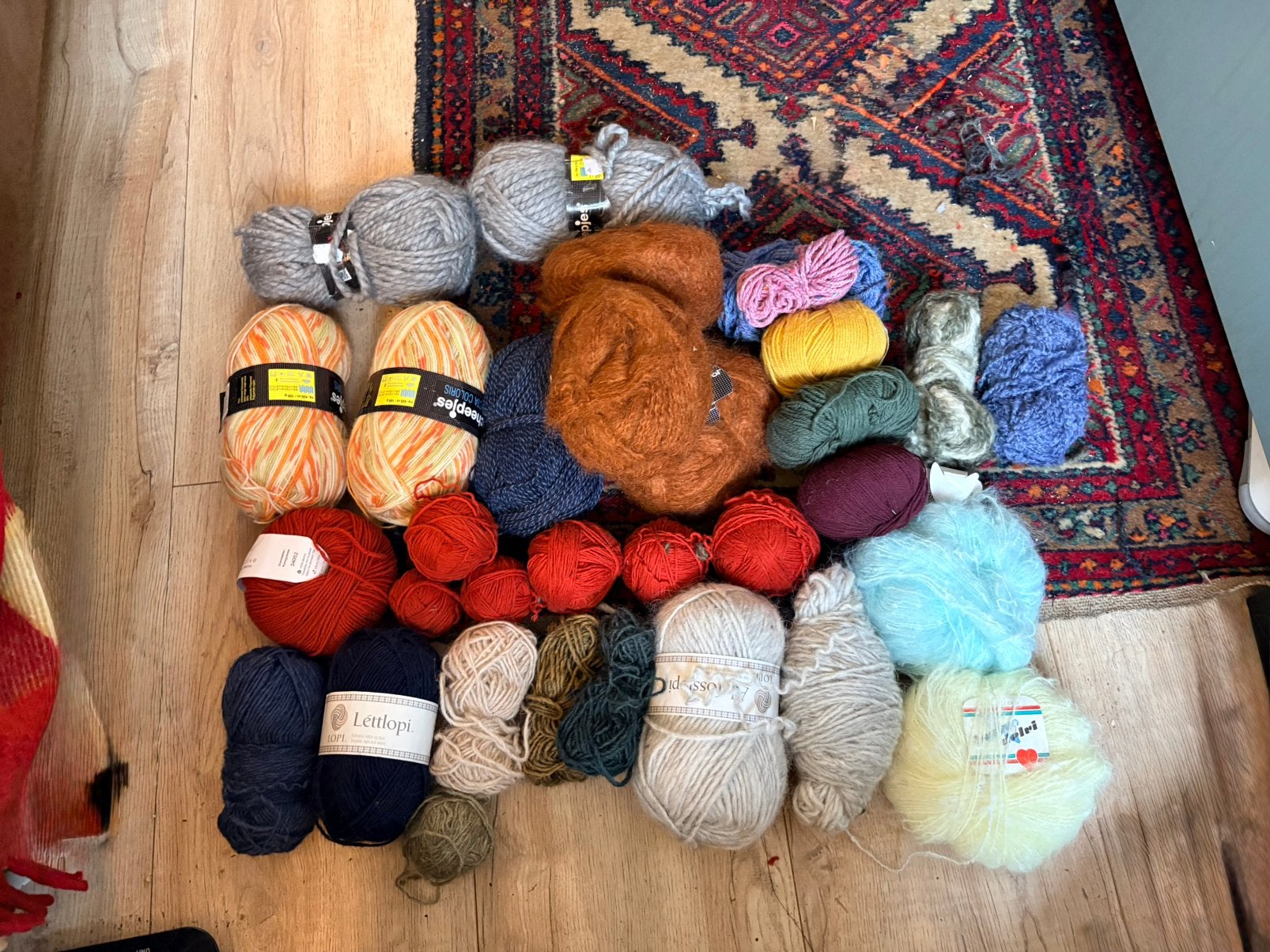 Grote partij wol, merino, mohair, sokkenwol, léttlopi, Ophalen of Verzenden, Zo goed als nieuw, Breien of Haken, Wol of Garen