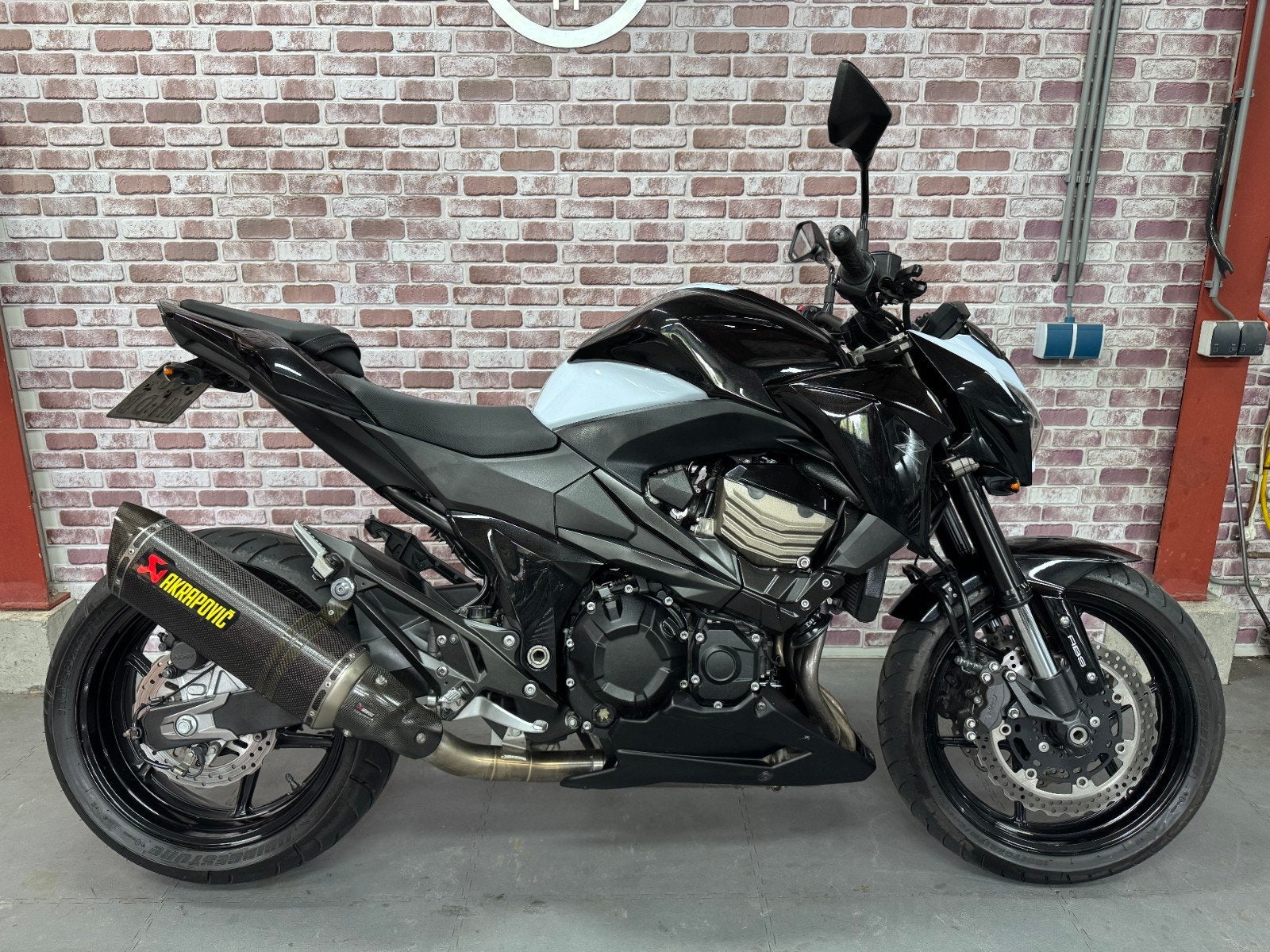 Kawasaki Z800 / 35kw / A2 / Akrapovic / Z800e / Z900, Motoren, Motoren | Kawasaki, Particulier, 800 cc, Minimaal motorrijbewijs A2