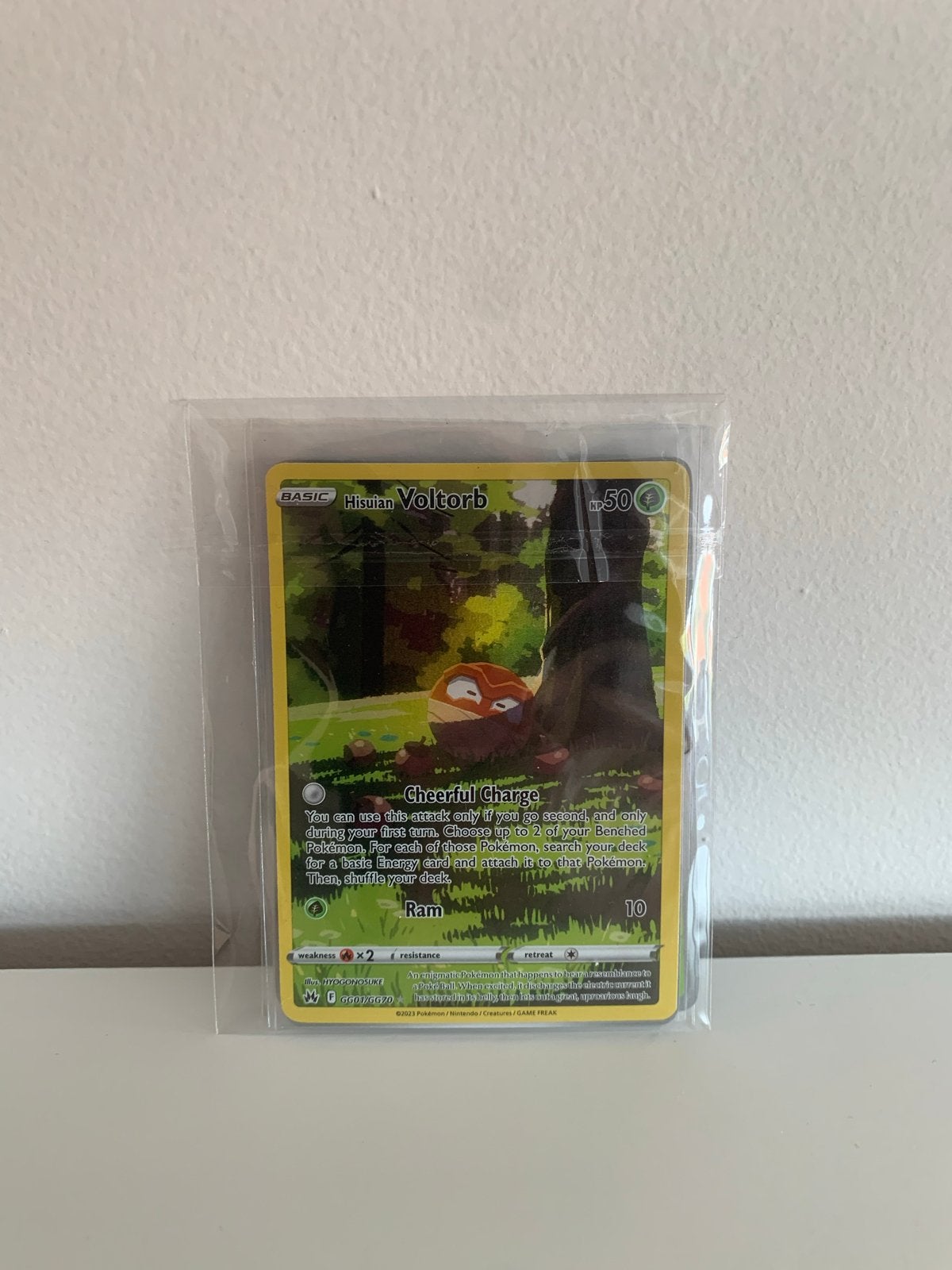 Pokémon Kaart: Hisuian Voltorb - Full Art, Ophalen of Verzenden, Zo goed als nieuw, Losse kaart