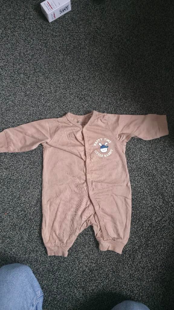 Nieuw baby pyjamaatje maat 50, Kinderen en Baby's, Babykleding | Maat 50, Ophalen, Nieuw, Jongetje of Meisje, Nacht- of Onderkleding