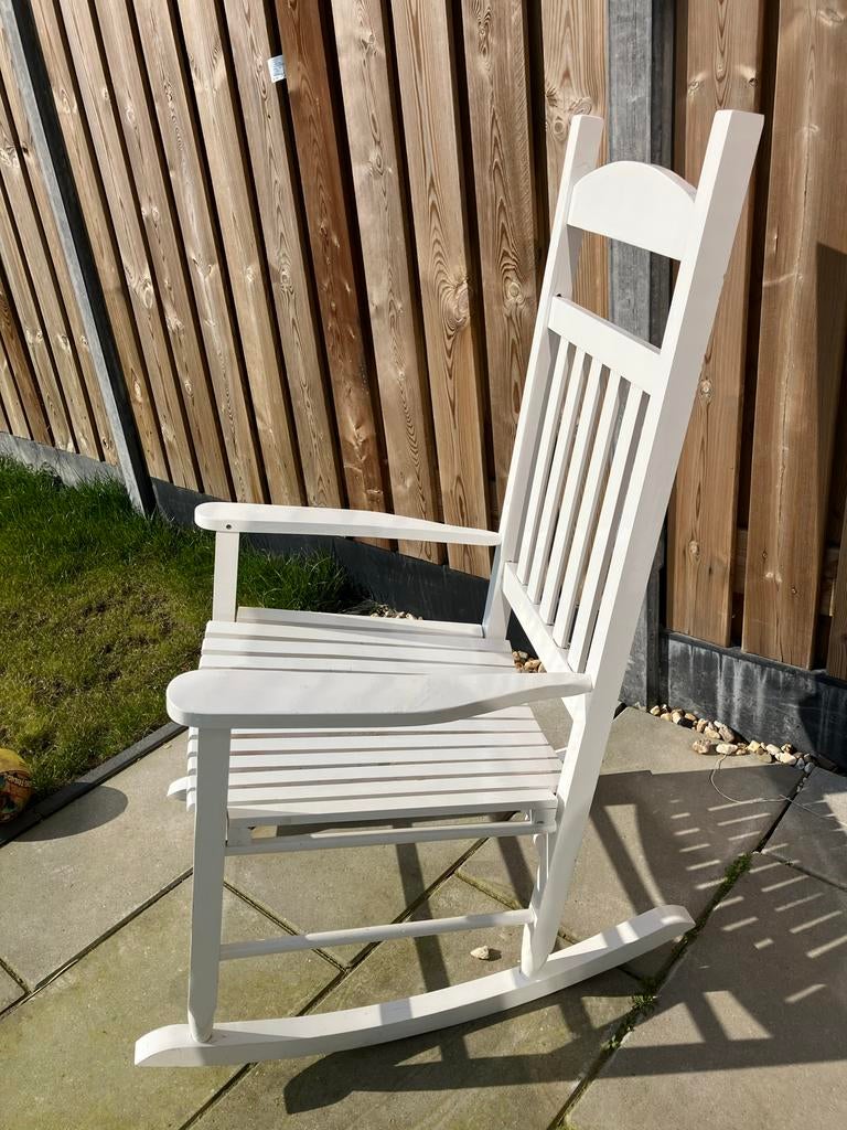 Witte houten schommelstoel, Ophalen, Gebruikt, Wit, Eén