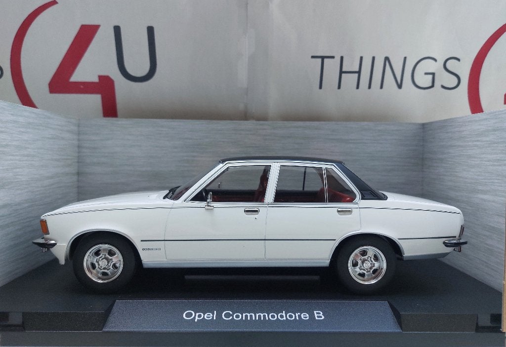 MCG 1:18 Opel Commodore B wit/zwart nieuw in verpakking, Ophalen of Verzenden, Nieuw, Auto, Overige merken