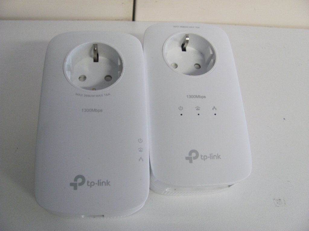 TP-LINK setAV1300 Gigabit Passthrough Powerline, Ophalen of Verzenden, Zo goed als nieuw, TP-Link, Devolo