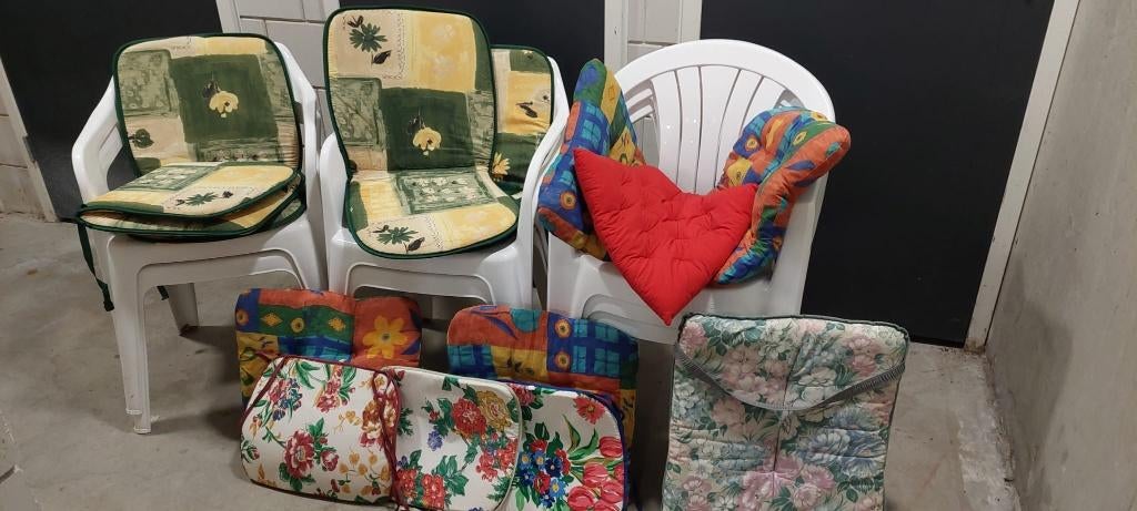 7 stapelbare tuinstoelen, Ophalen, Zo goed als nieuw, Kunststof, Stapelbaar