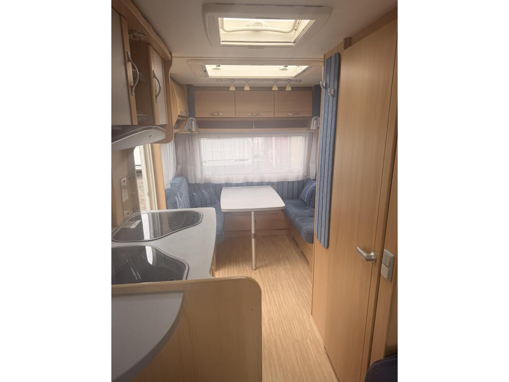 LMC Munsterland 490 K Voortent, Enkele bedden!! Zondag open!, Caravans en Kamperen, Caravans, Ringverwarming, Bedrijf, Treinzit