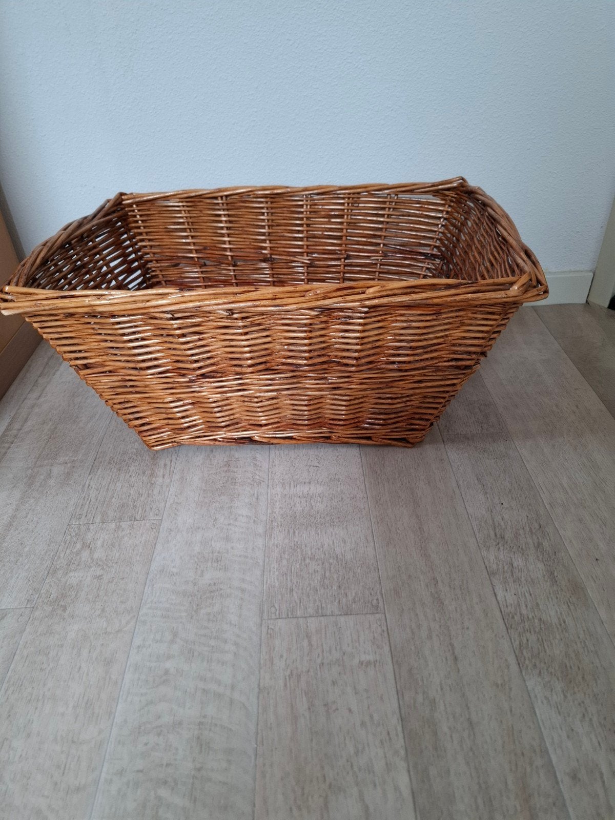 mooie mand, Ophalen, Zo goed als nieuw, Rechthoekig