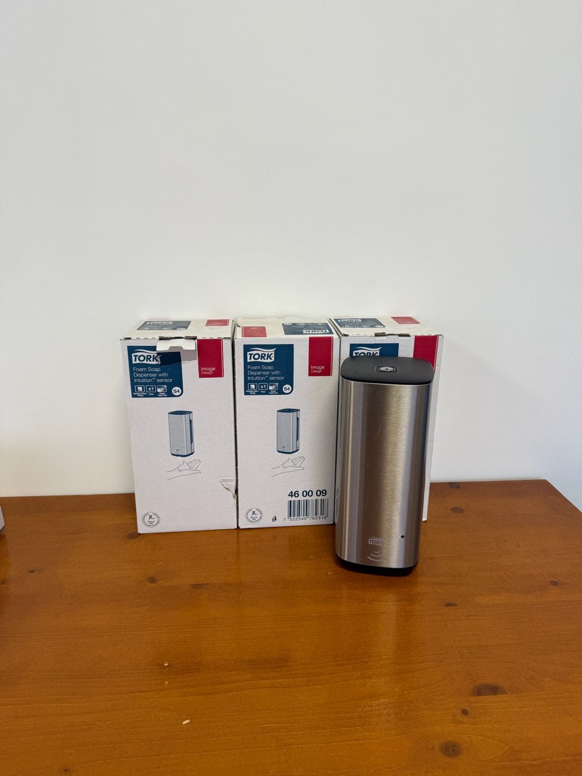 Tork Foam Soap Dispenser met Intuition sensor, Witgoed en Apparatuur, Overige Witgoed en Apparatuur, Nieuw, Ophalen