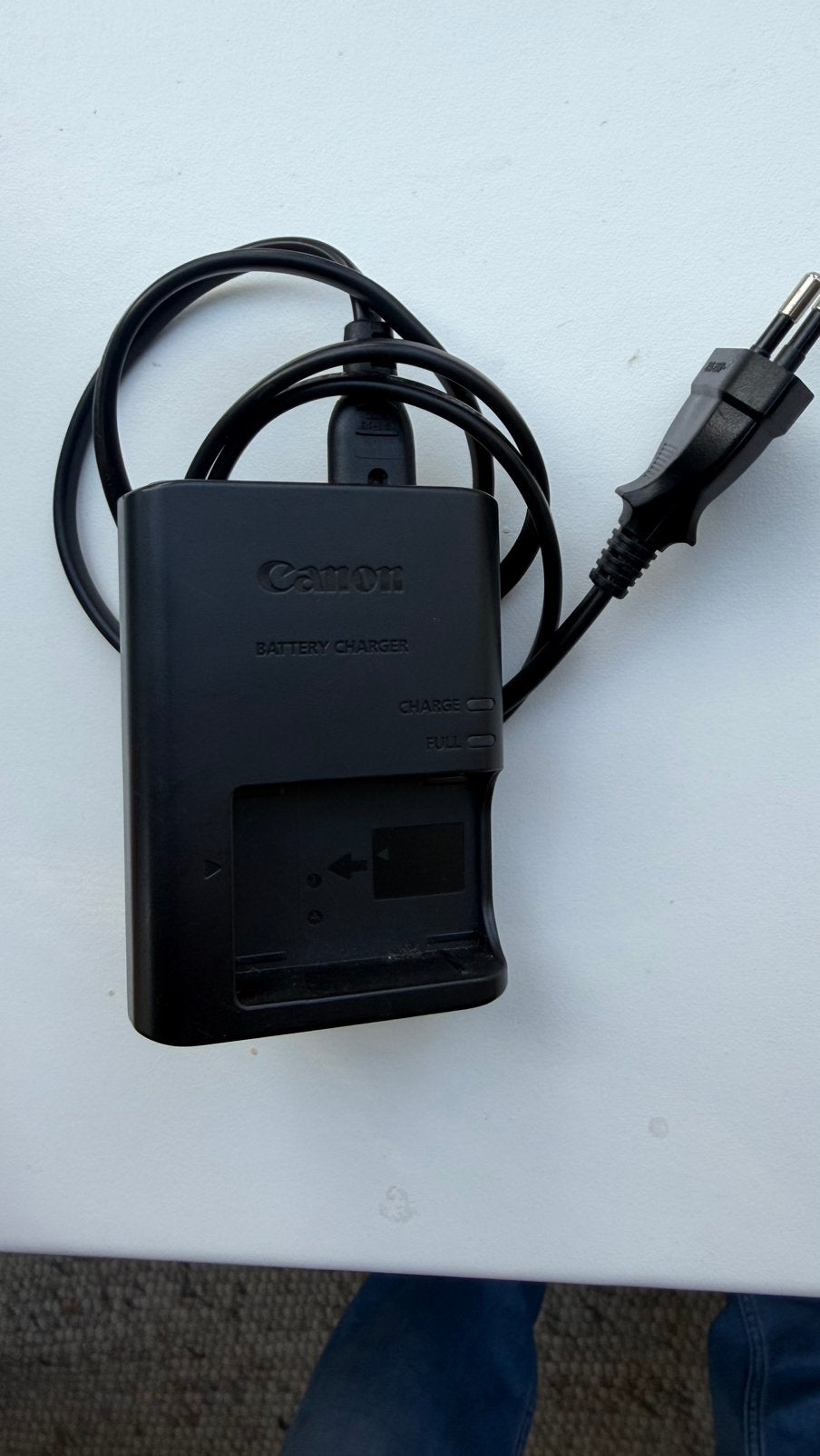 Canon accu oplader, Ophalen of Verzenden, Zo goed als nieuw