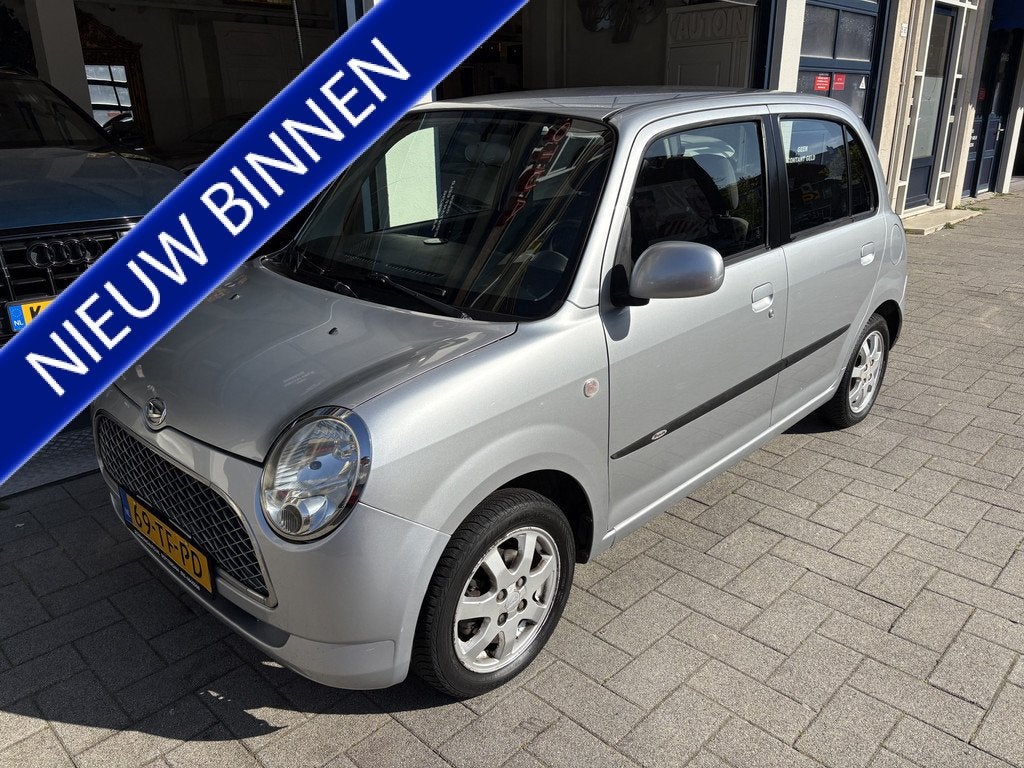 Daihatsu Trevis 1.0 AUTOMAAT/AIRCO/NW APK (bj 2006), 770 kg, Origineel Nederlands, 3 cilinders, Zilver of Grijs