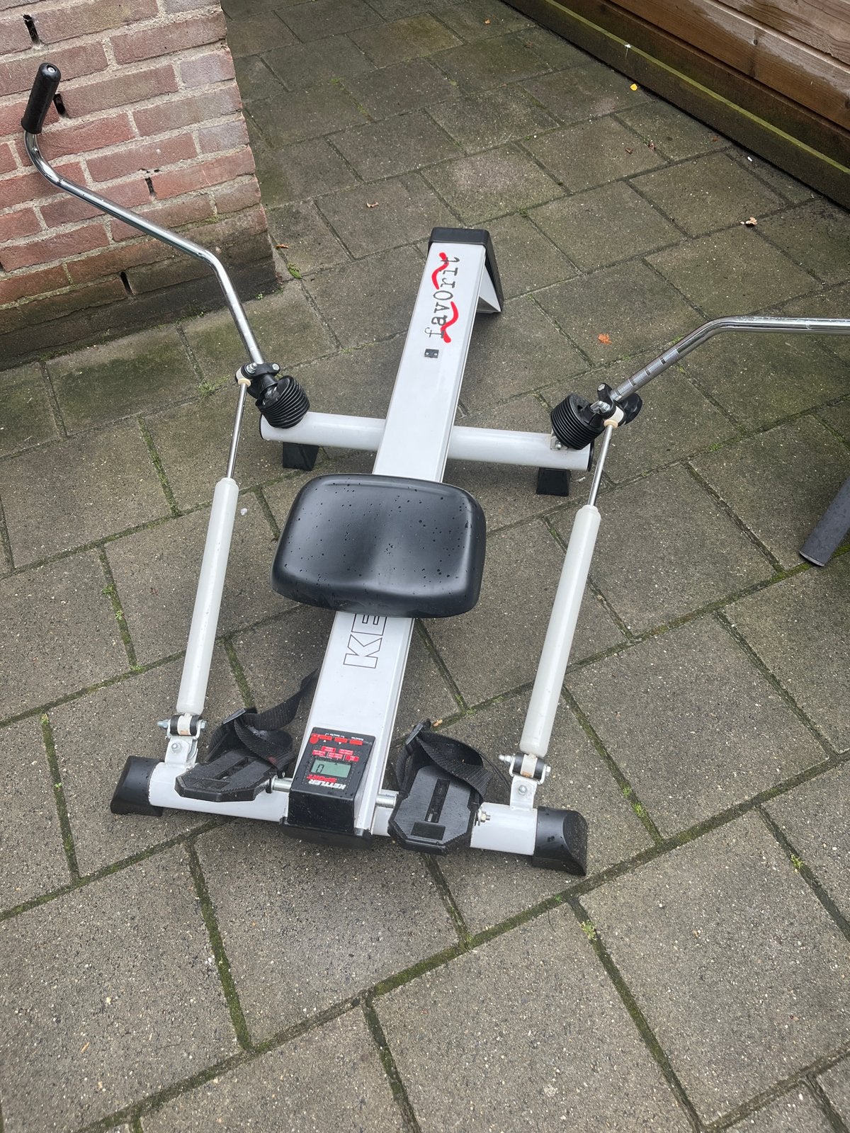 Kettler Favorit Roeitrainer - Compact en Effectief, Ophalen, Gebruikt, Armen, Metaal