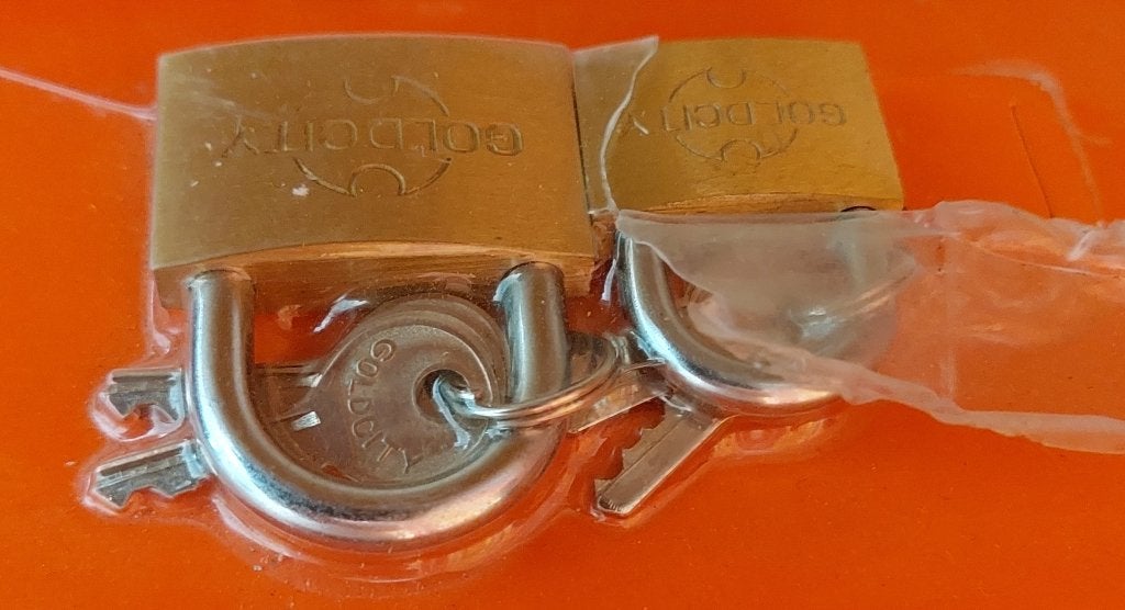 Set van twee hangsloten, nieuw in verpakking - Goldcity, Ophalen, Nieuw, IJzer, Slot
