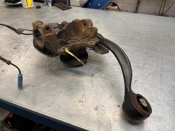 Fusee links-voor van een BMW X1, Gebruikt, -, -, Ophalen of Verzenden