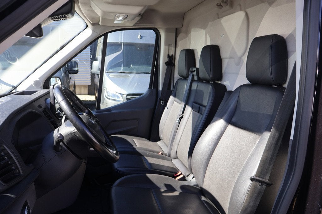 Ford Transit 2.0 TDci 130pk L3 H2 Inrichting (bj 2022), Auto's, Voorwielaandrijving, Gebruikt, 4 cilinders, 2500 kg