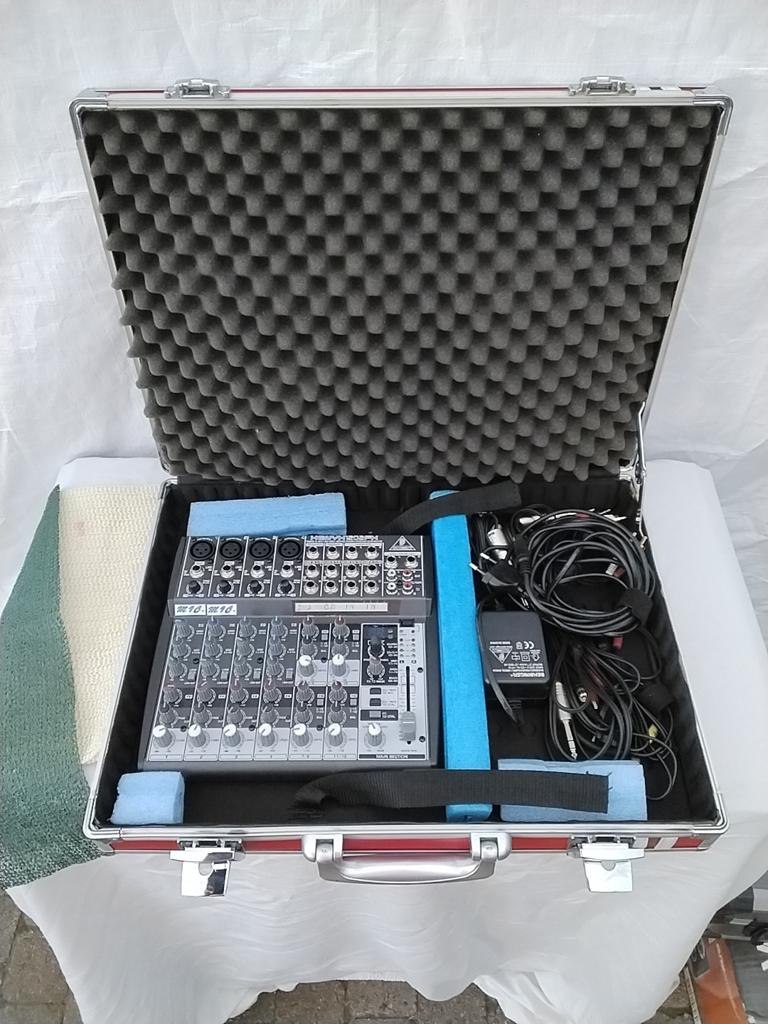 Behringer Xenyx 1202FX Mixer in stevige koffer, Muziek en Instrumenten, Mengpanelen, Ophalen of Verzenden, Zo goed als nieuw, 10 tot 20 kanalen