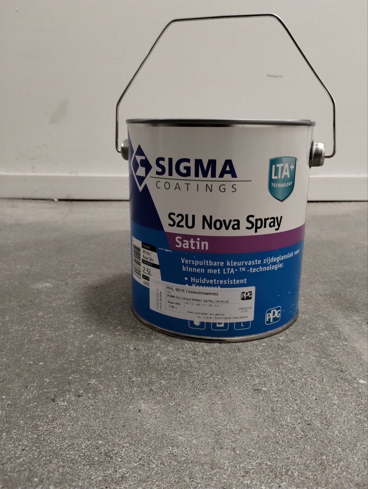 Sigma S2U Nova Spray Satin RAL 9016 Verkeerswit 2.5L, Wit, Nieuw, Ophalen of Verzenden, Lak