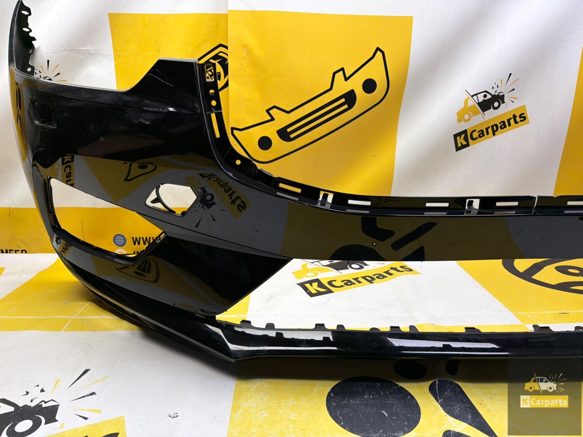 Voorbumper Volvo XC60 2017-2020 KLS 31425160 bumper, Gebruikt, Gunnar Engellaus vag 8
405 31  Gothenburg, SE, Voor, Info@volvocars.com