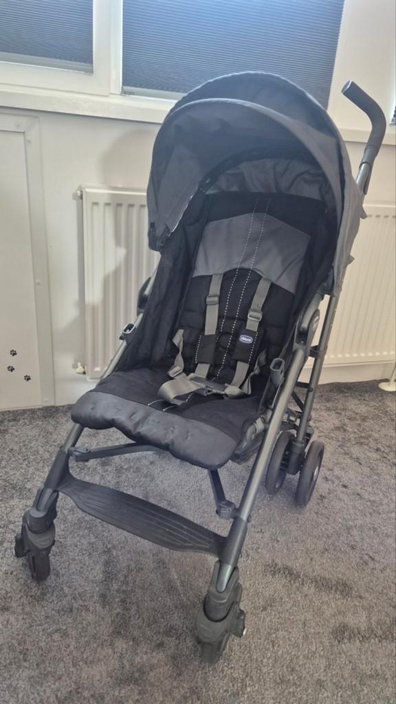 Chicco Liteway 2 buggy - prima staat, makkelijk inklapbaar, Ophalen, Zo goed als nieuw, Overige merken, Verstelbare rugleuning