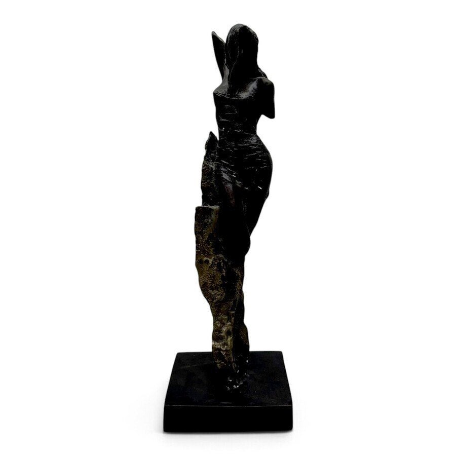 Bronzen sculptuur, gestileerde dame