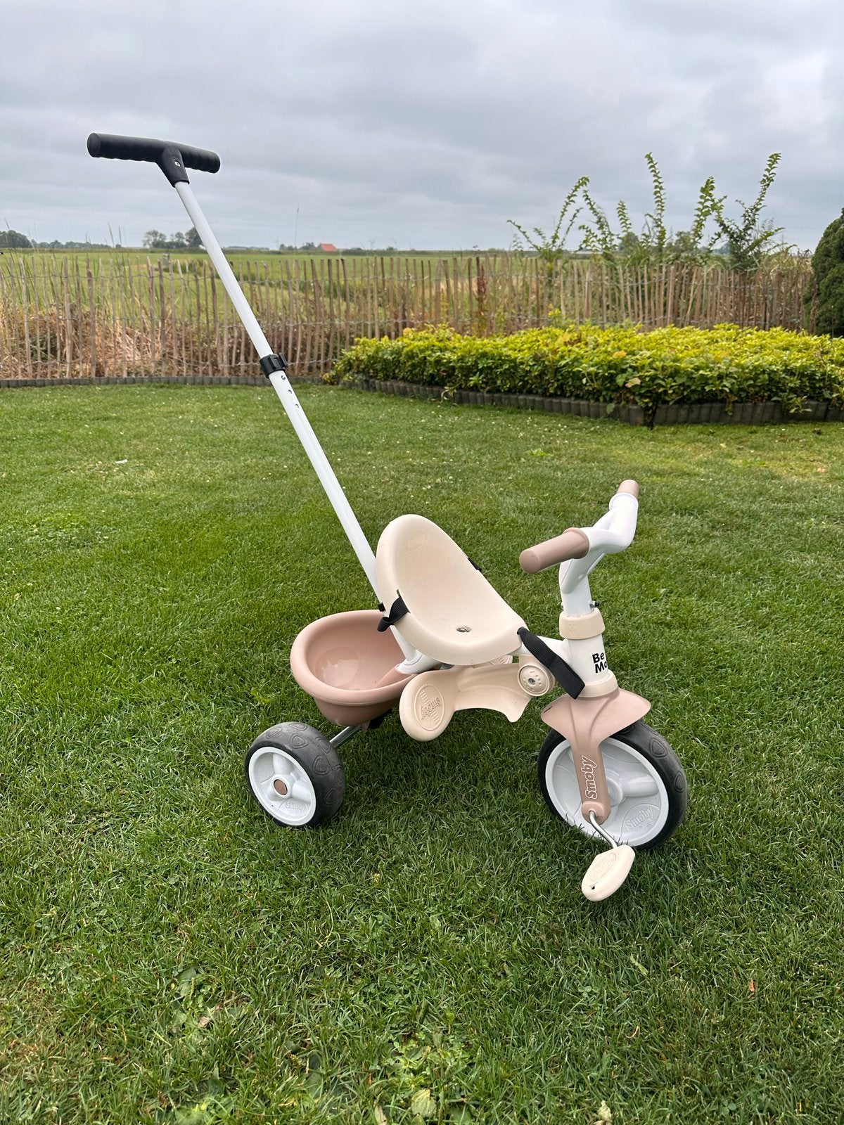 Smoby Be Move driewieler met duwstang - Zo goed als nieuw, Ophalen, Terugtraprem, Europese schapenvachten, Zo goed als nieuw