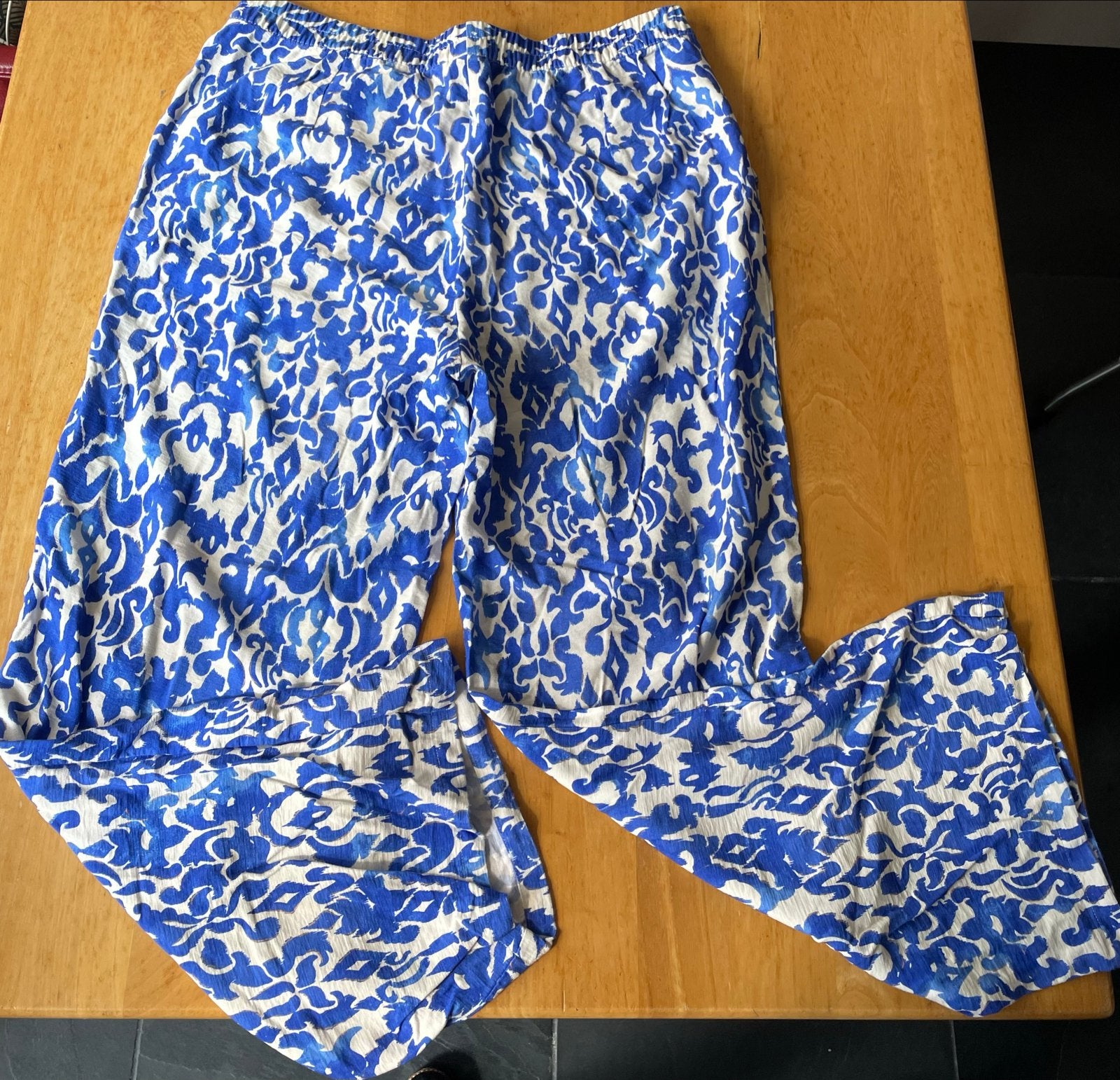 Brandtex pantalon wit met felblauwe print, wijde pijpen, Kleding | Dames, Wit, Maat 46/48 (XL) of groter, Ophalen of Verzenden