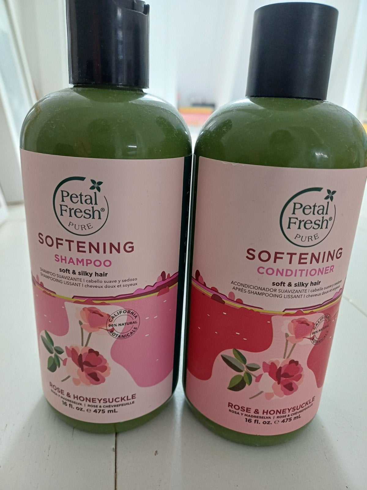 shampoo en conditioner van Petal Fresh, gratis, Ophalen, Gebruikt, Goud, Handen en Nagels
