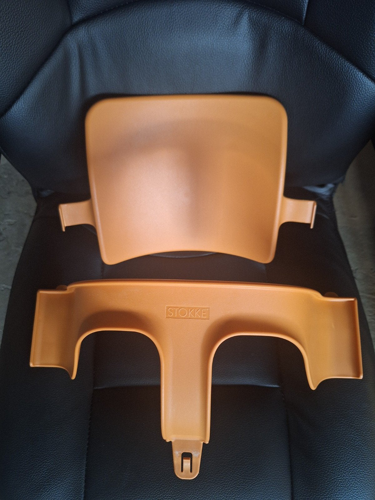Stokke Tripp Trapp Baby Set Oranje, Kinderen en Baby's, Kinderstoelen, Ophalen of Verzenden, Gebruikt, Meegroeistoel, Aanschuifbaar