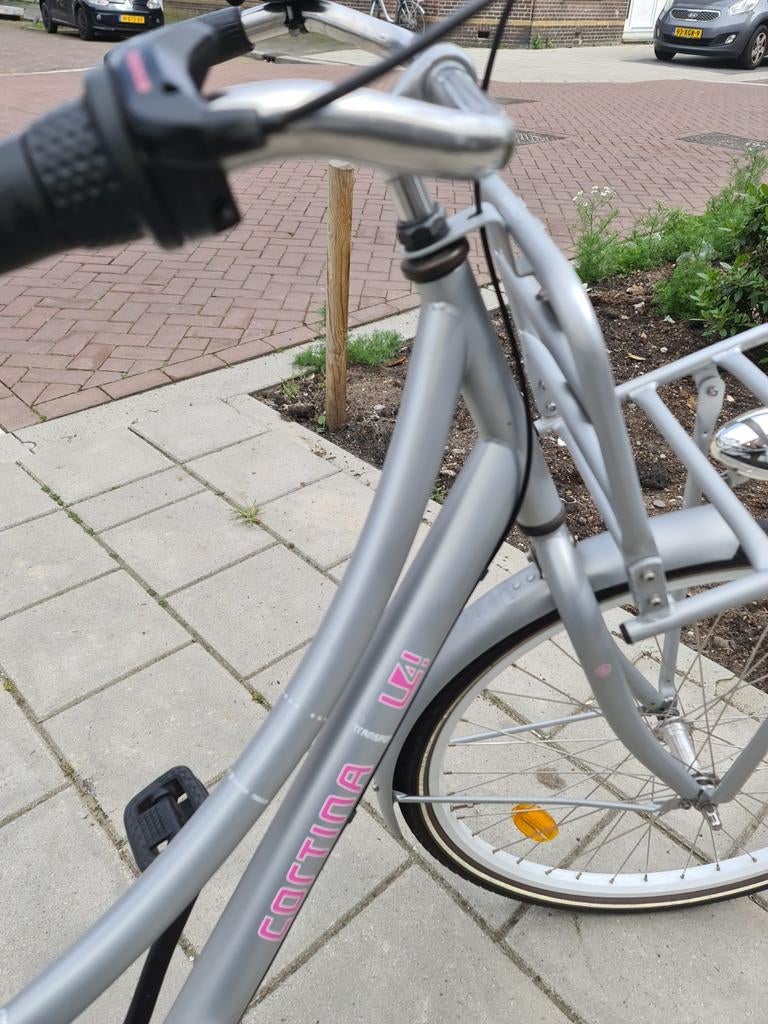 Nette Cortina - U4, 3 versnellingen met terugtraprem, Fietsen en Brommers, Fietsen | Dames | Damesfietsen, Zo goed als nieuw, Overige merken