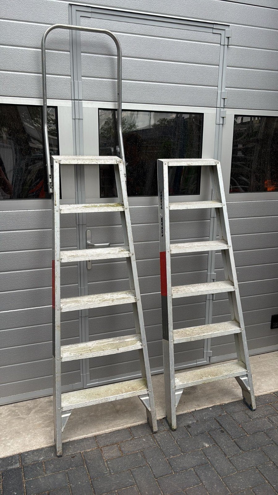 Voegerstrapje voegtrap enkele trap 2 delen, Doe-het-zelf en Verbouw, Ladders en Trappen, Ophalen, 2 tot 4 meter