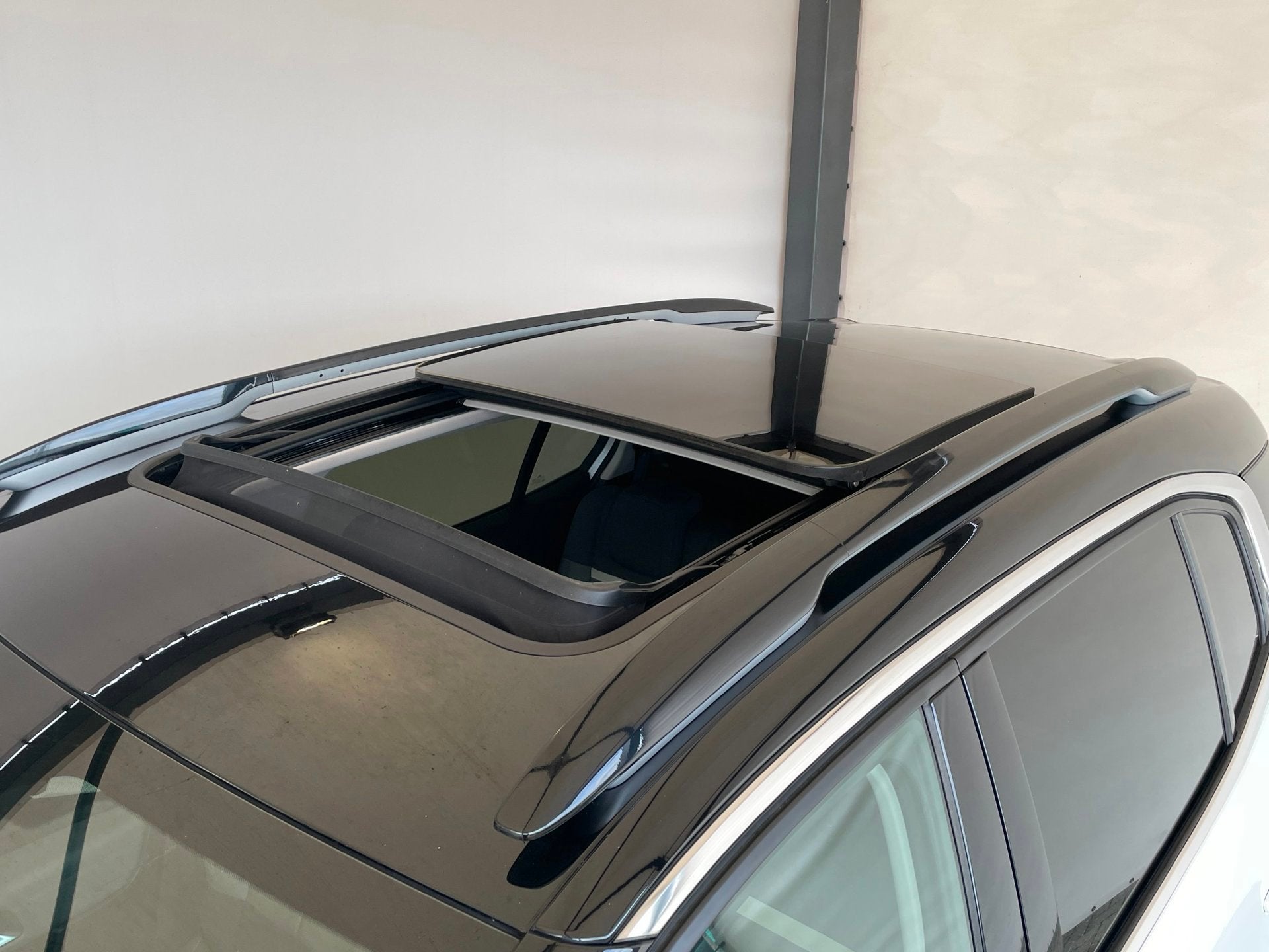 Citroen C5 AIRCROSS 1.2 PureTech C-Series|Panoramadak|Ledere, Parkeersensor, 15 km/l, Gebruikt, Euro 6