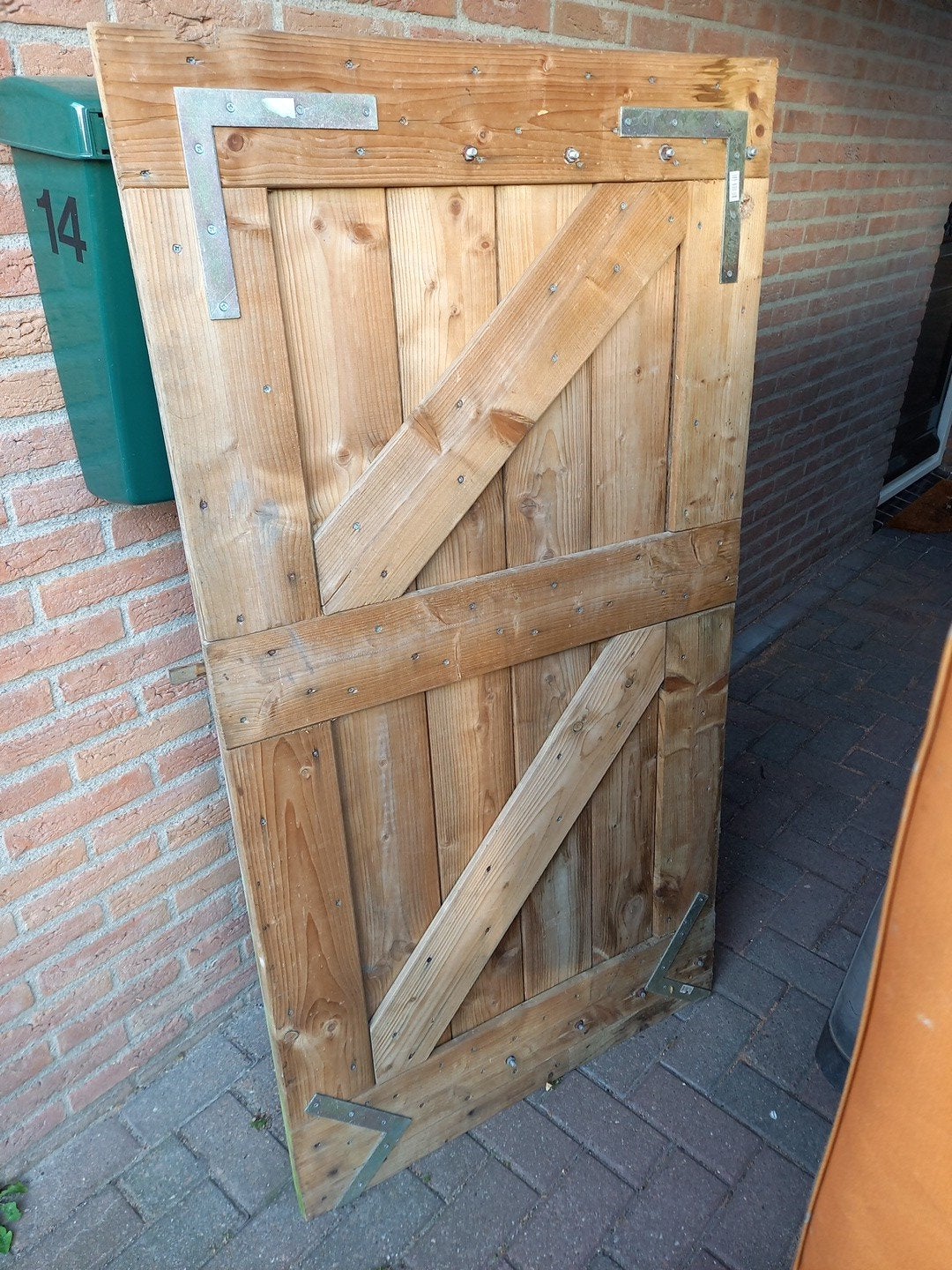 Stevige houten tuindeur 155  82 cm – compleet met hang- en, Ophalen, Minder dan 3 meter, Hout, 1 tot 2 meter