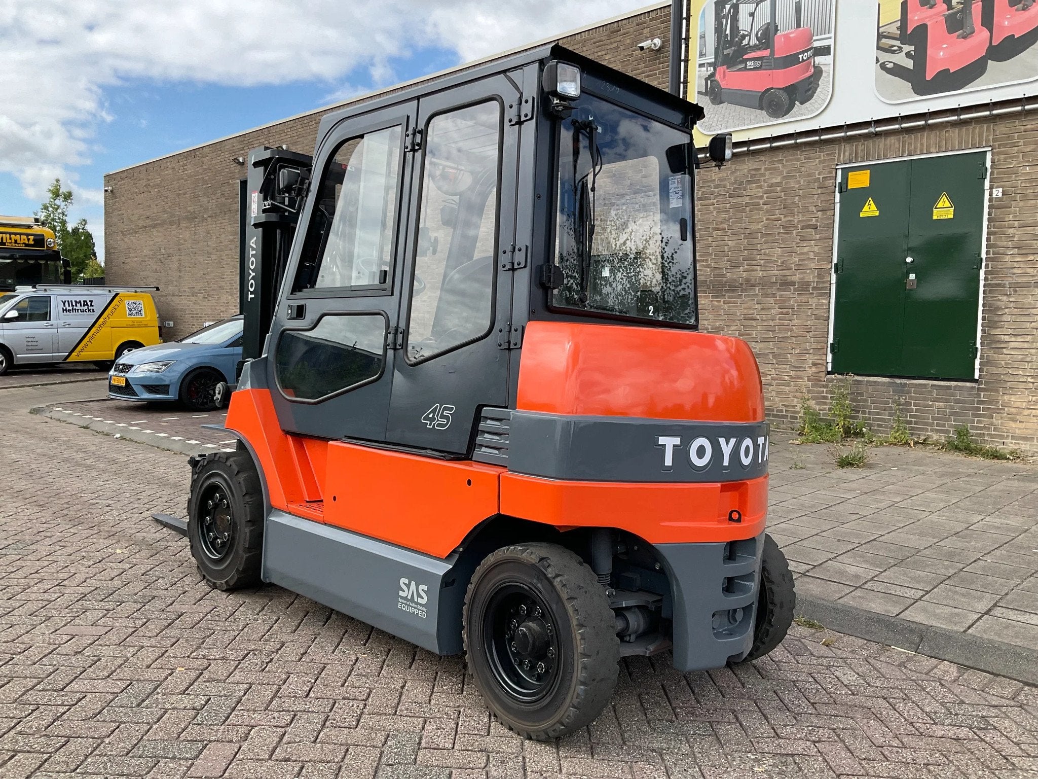 Toyota 7FBMF45 4500KG 3.30METER NIEUWE BATTERIJ HEFTRUCK, Zakelijke goederen, Machines en Bouw | Heftrucks en Intern transport