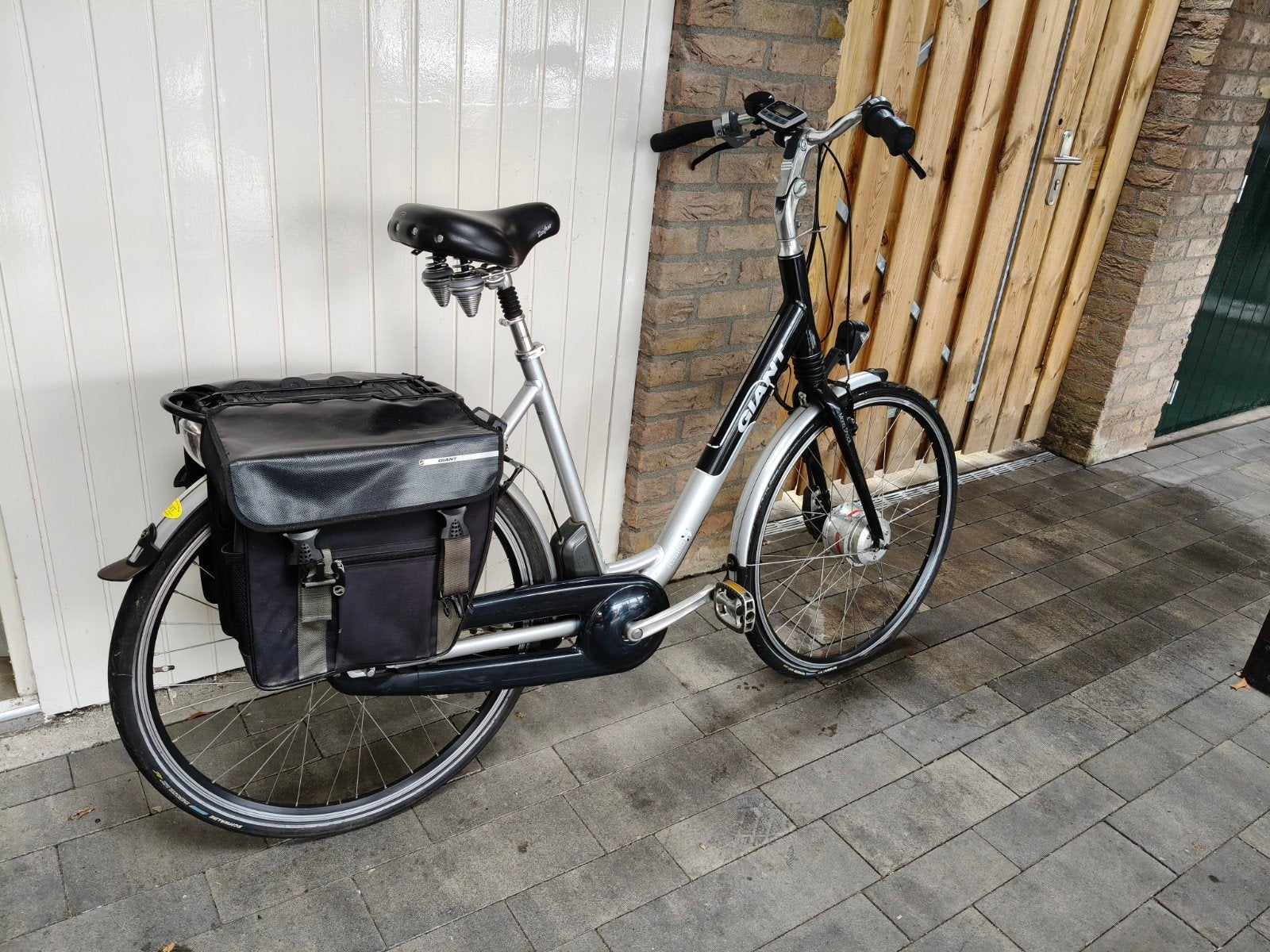Giant Twist Comfort CS E-bike - Nette staat, Ophalen, Gebruikt, Giant