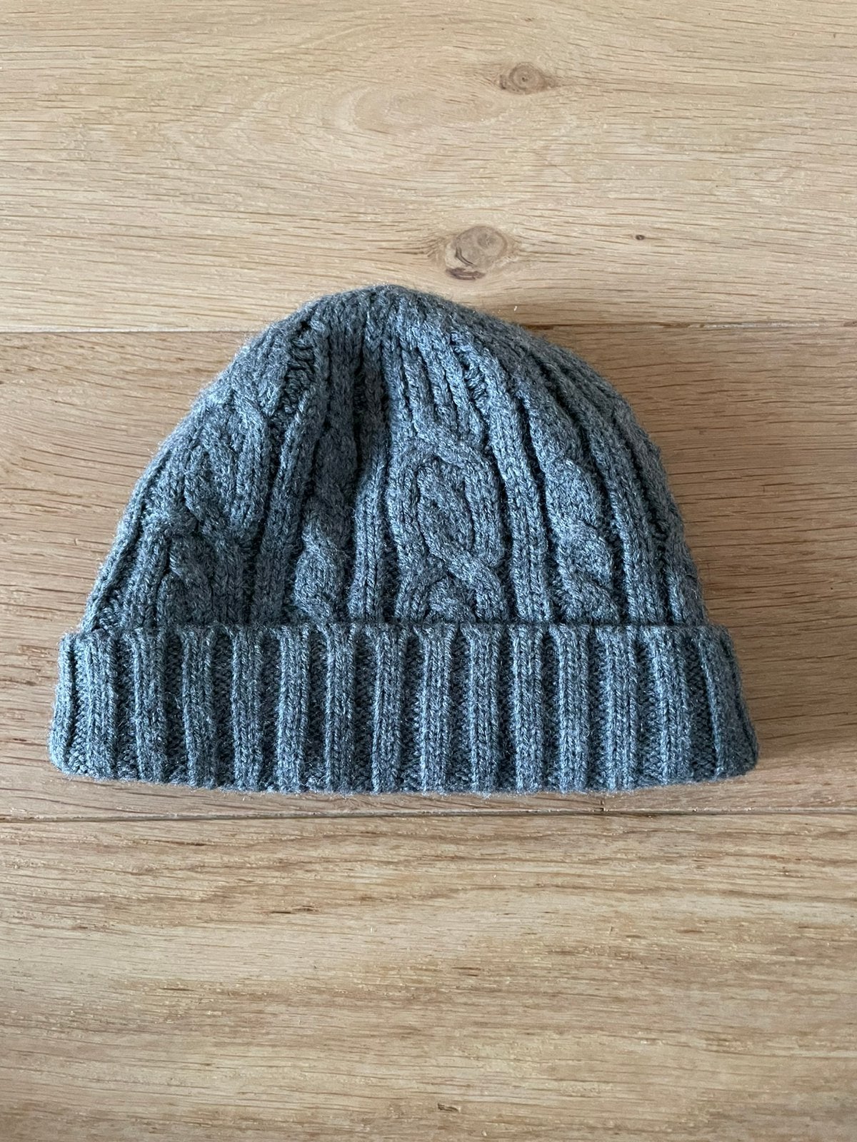 Mooie grijze muts maat 74/86, Kinderen en Baby's, Babykleding | Mutsen, Sjaals en Wanten, Jongetje of Meisje, Ophalen of Verzenden
