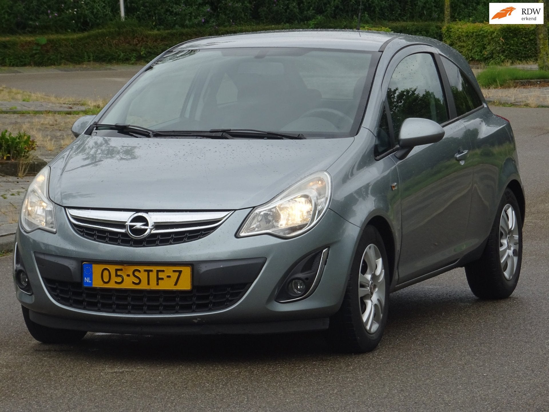 Opel Corsa 1.3 CDTi EcoFlex S/S Cosmo NAP/AIRCO/CRUISE/APK, Voorwielaandrijving, 1063 kg, Gebruikt, Origineel Nederlands