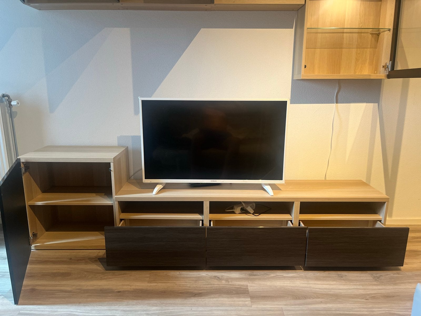 Foto 12 van Ikea Bestå TV-meubel en wandkasten