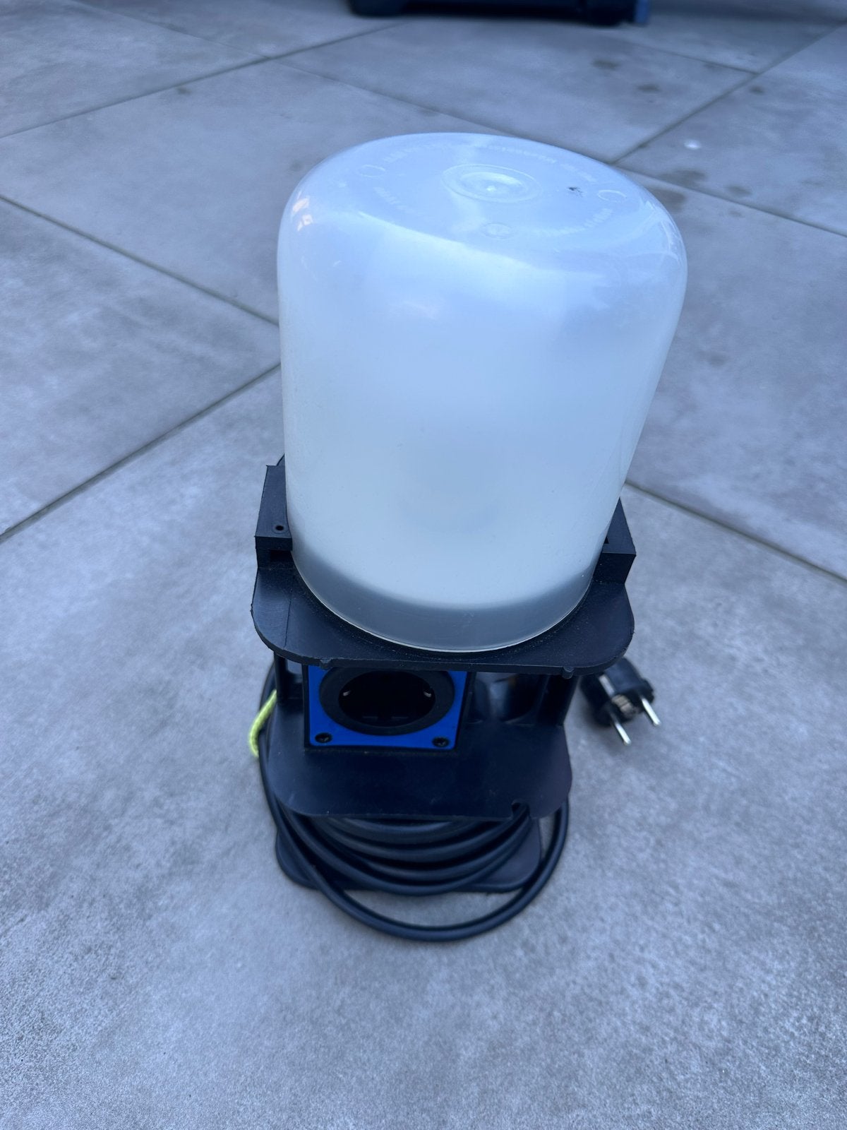 Brennenstuhl lamp met 10 mtr snoer, Caravans en Kamperen, Kampeeraccessoires, Ophalen, Gebruikt