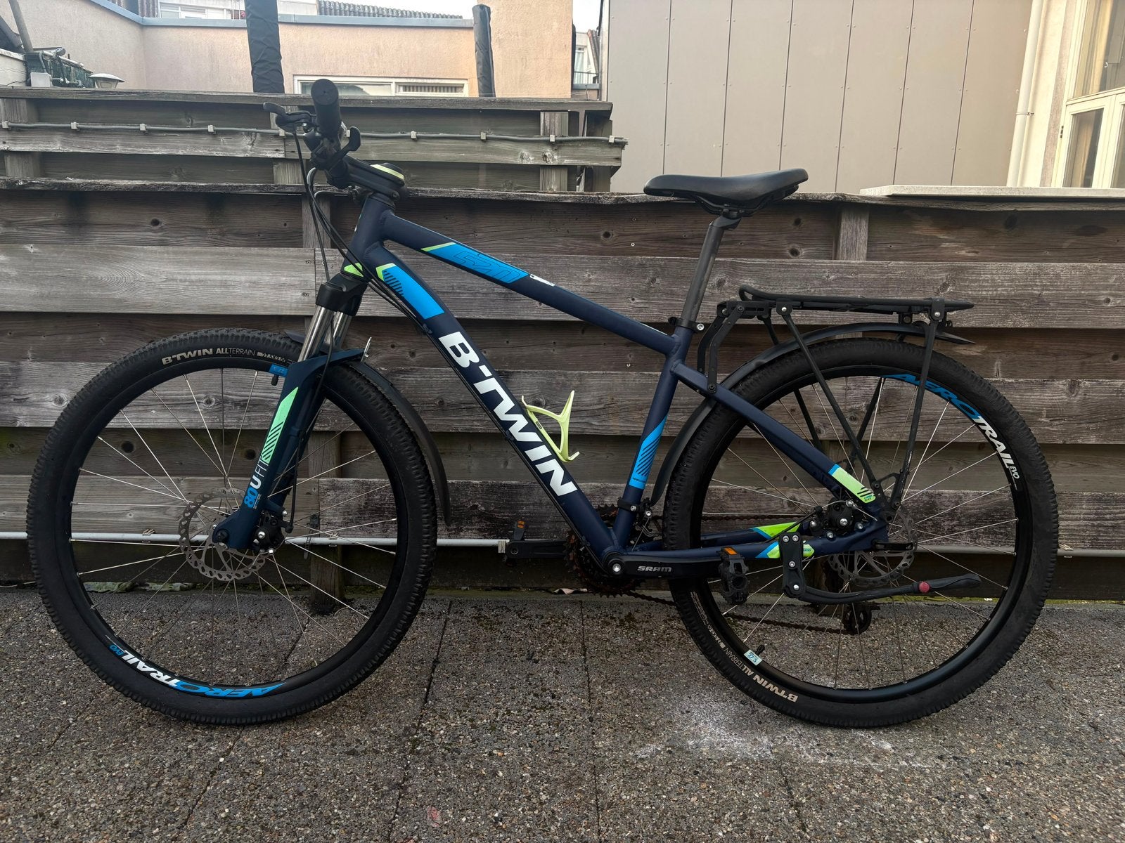 B'Twin Rockrider 520 Mountainbike met schijfremmen, Fietsen en Brommers, Overige merken, Gebruikt, Hardtail, Heren
