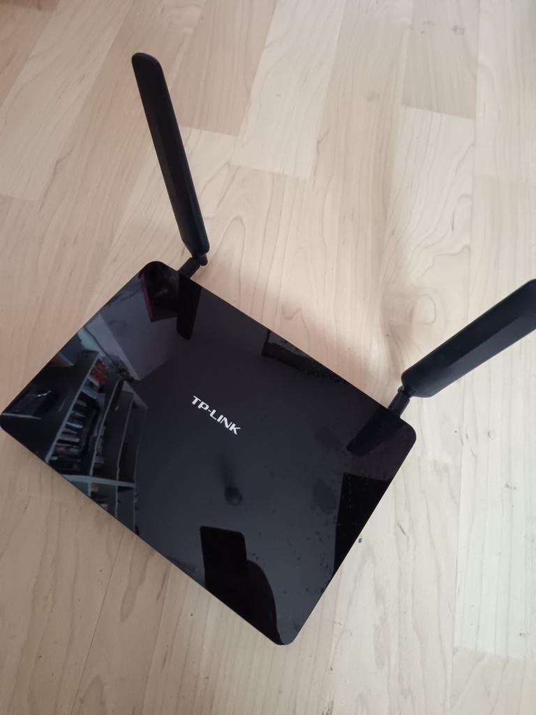 TP-Link Archer MR200 AC750 Wireless Dual Band 4G LTE Router, Ophalen of Verzenden