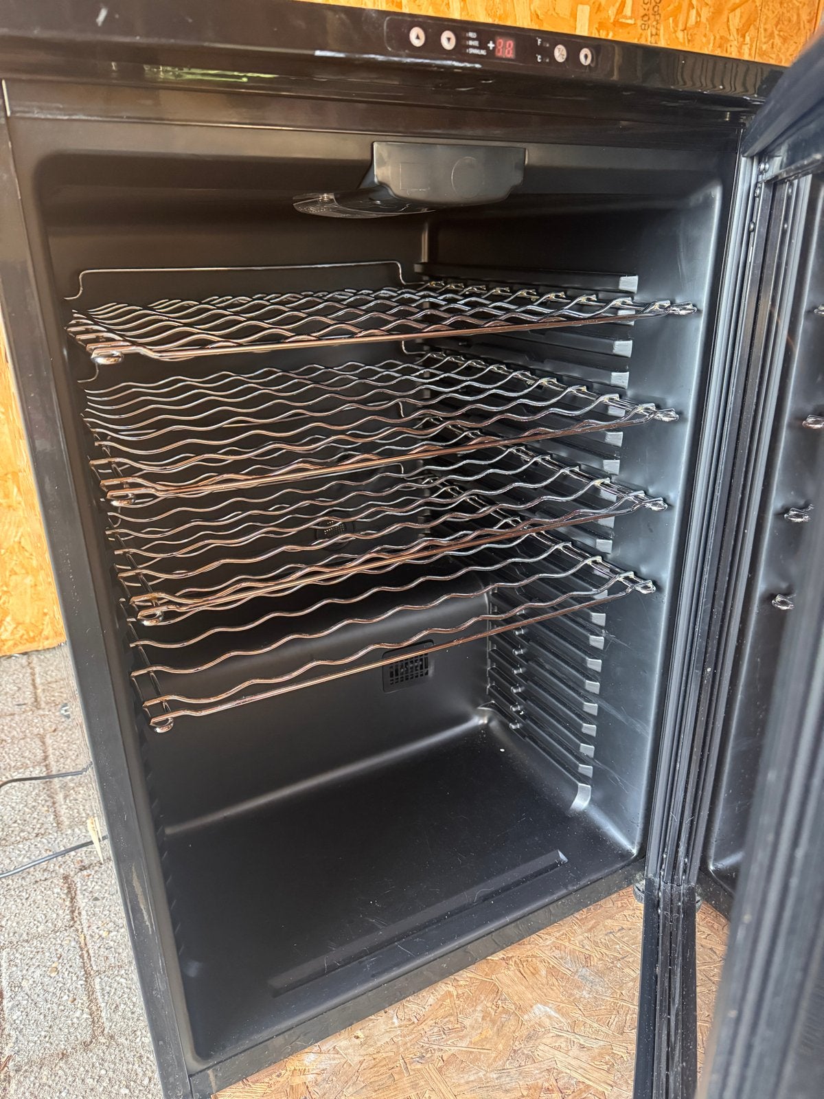 Wijnkoelkast met glazen deur, 100 tot 150 liter, 45 tot 60 cm, Ophalen, 85 tot 120 cm