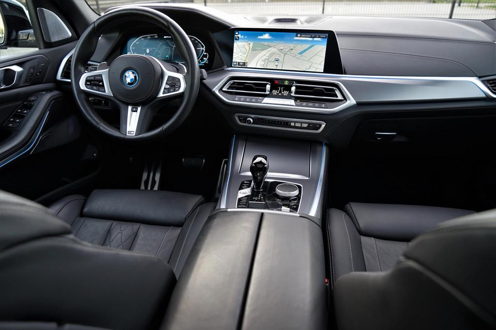 BMW X5 xDrive45e M-sport Bowers&Wilkins Pano Stoelventilatie, Automaat, Gebruikt, 394 pk, Hybride Elektrisch/Benzine