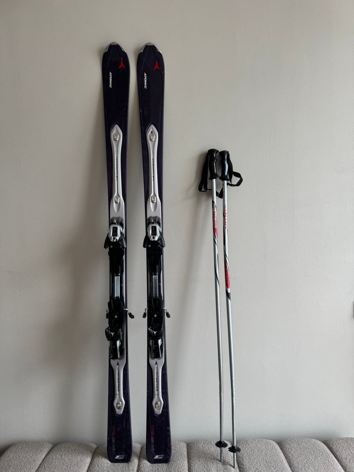 Foto 2 van Atomic D2 Varioflex D2 VC 73 Skiset (157 cm) + Skistokken