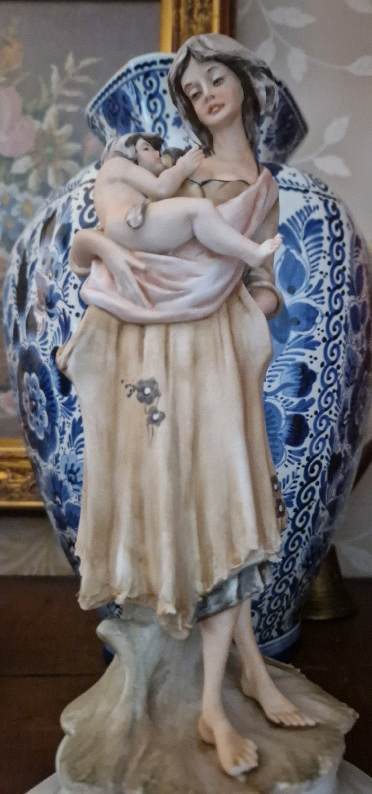 capodimonte Porseleinen Beeld: Moeder en Kind, Antiek en Kunst, Groep mensen, Ophalen of Verzenden, Steen of Keramiek, Beeld