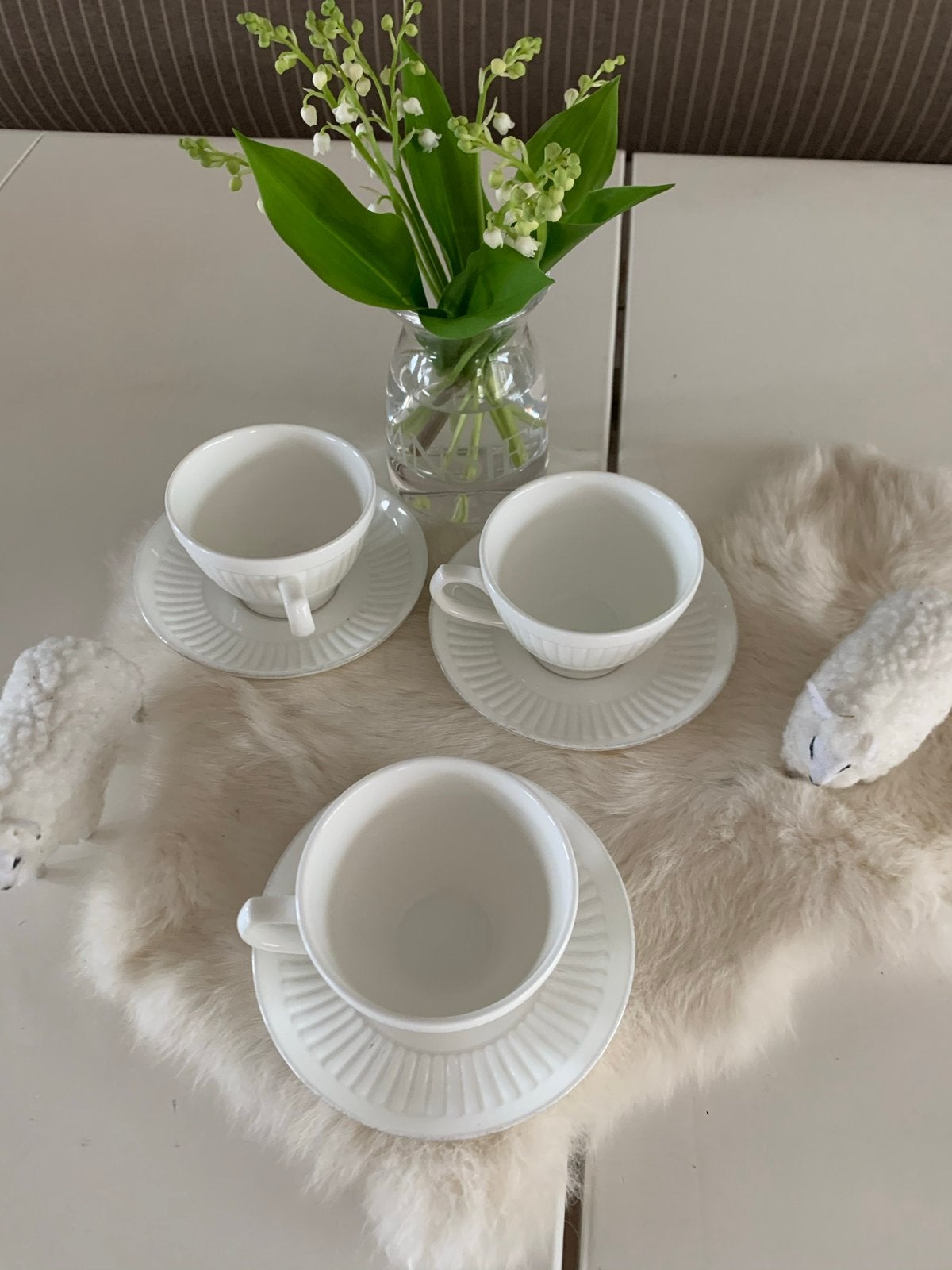 Wedgwood Insignia 3x kop en schotels wit antiek, Ophalen