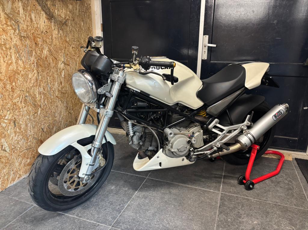 Ducati Monster 900 ie 2001- Parelmoer wit / Mivv uitlaten, Motoren, Sportuitlaat, 2 cilinders, Occasion, Motorrijbewijs A