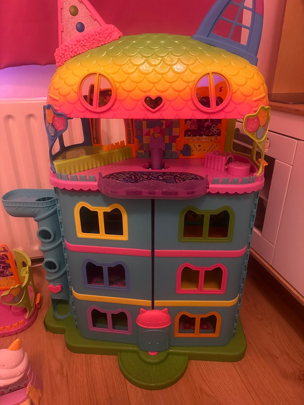 Caby poppenhuis, Ophalen, Poppenhuis